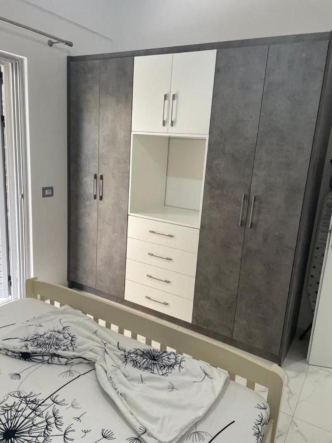Taku Apartment Sarande Luaran gambar