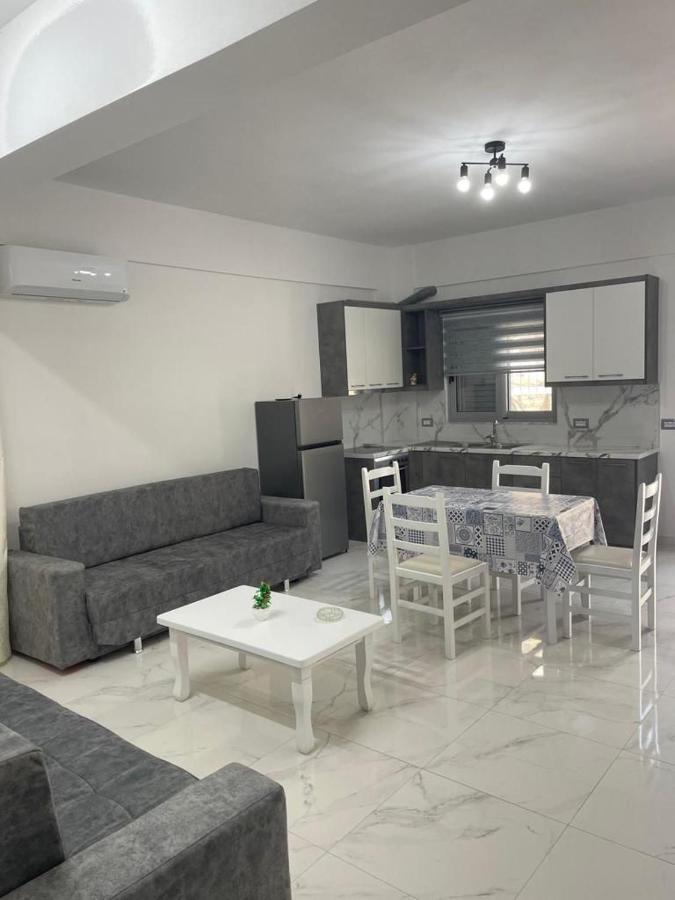 Taku Apartment Sarande Luaran gambar